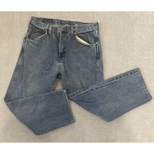 Wrangler Jeans Blue 33W  Relaxed Straight Fit 100% Cotton- see measurements